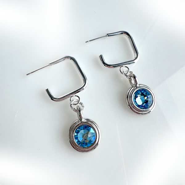 "Spring Sparkle" Earrings (light blue)
