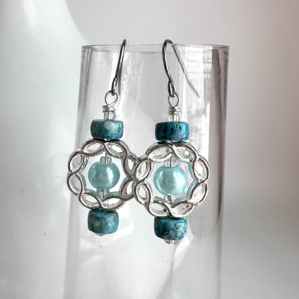 "Secret Pearl" Earrings - Green