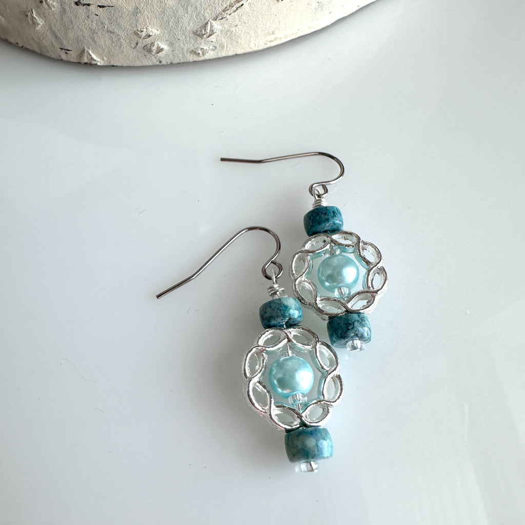 "Secret Pearl" Earrings - Green