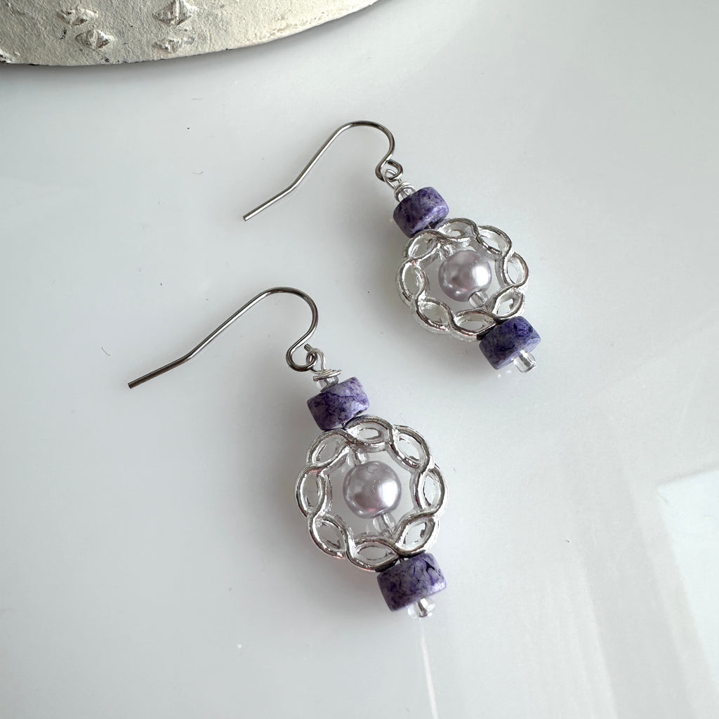 "Secret Pearl" Earrings - purple