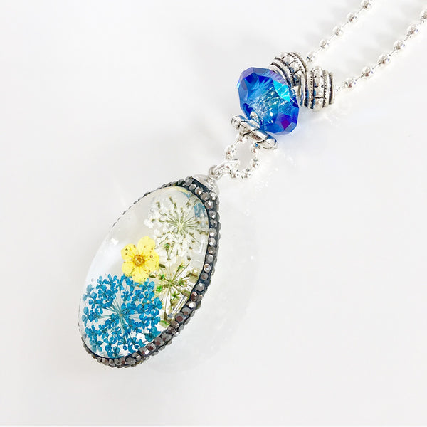 "Lost  Garden" Pendant Necklace (Blue)