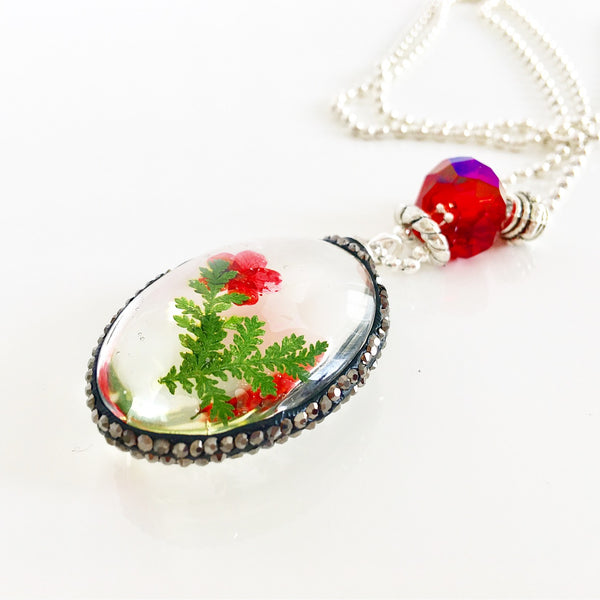 "Lost  Garden" Pendant Necklace (Red)