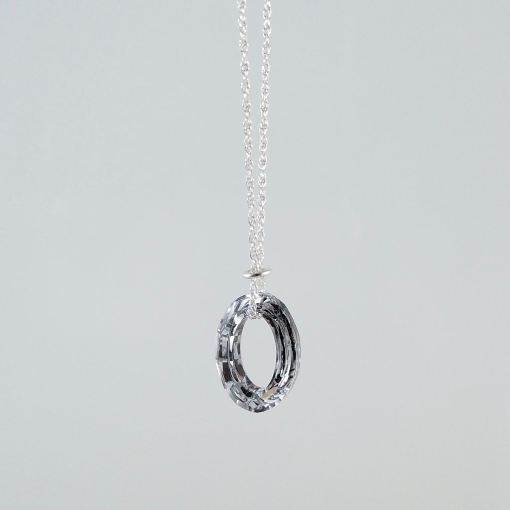 "Twinkle" Silver Oval Necklace